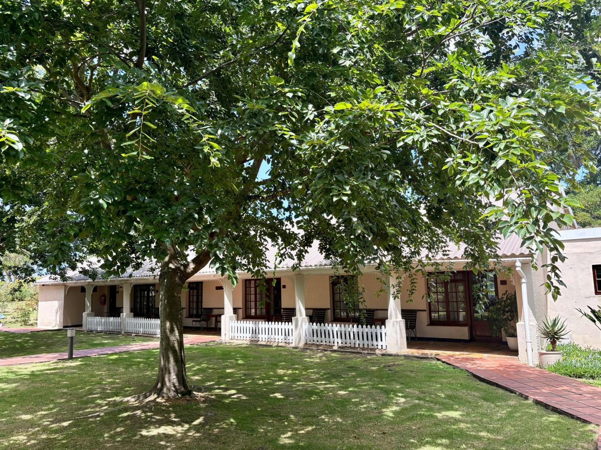 Ruiterbos Eight Bells Mountain Inn מראה חיצוני תמונה
